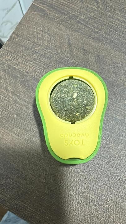 Catnip Minty Avocado Ball Toy